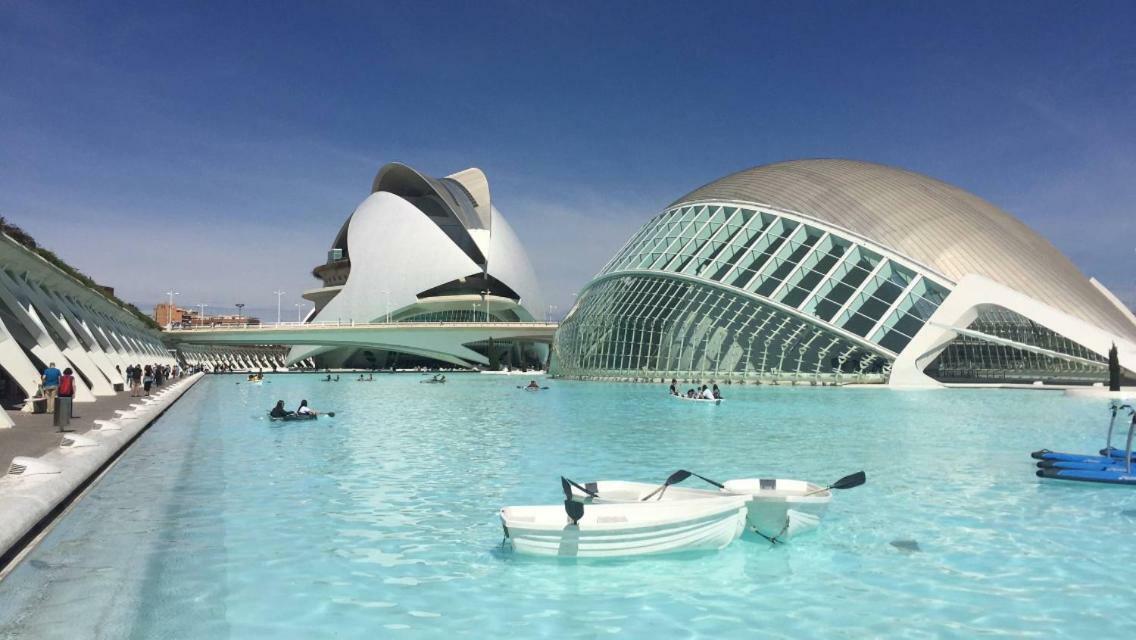 Apto En Ciudad De Las Ciencias Y Cerca Playa 瓦伦西亚 外观 照片